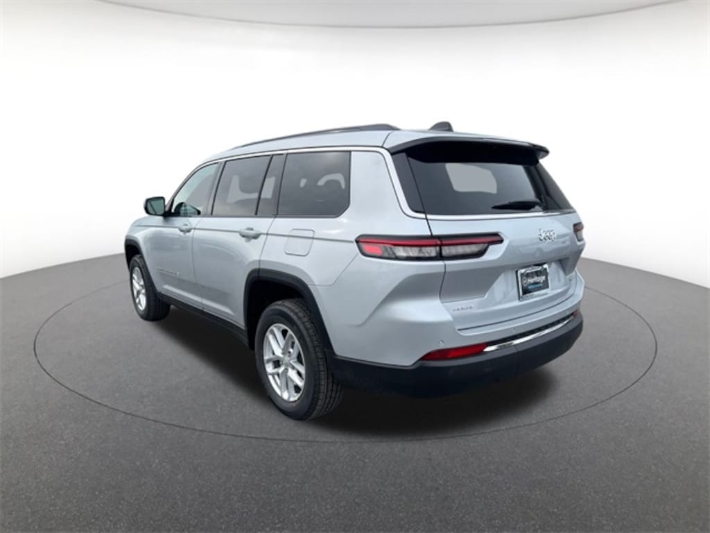 New 2025 Jeep Grand Cherokee L Laredo Sport Utility