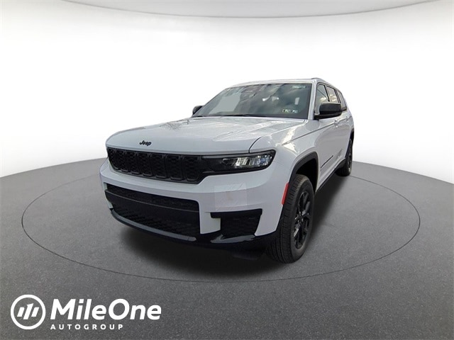 2025 Jeep Grand Cherokee L Altitude's photo