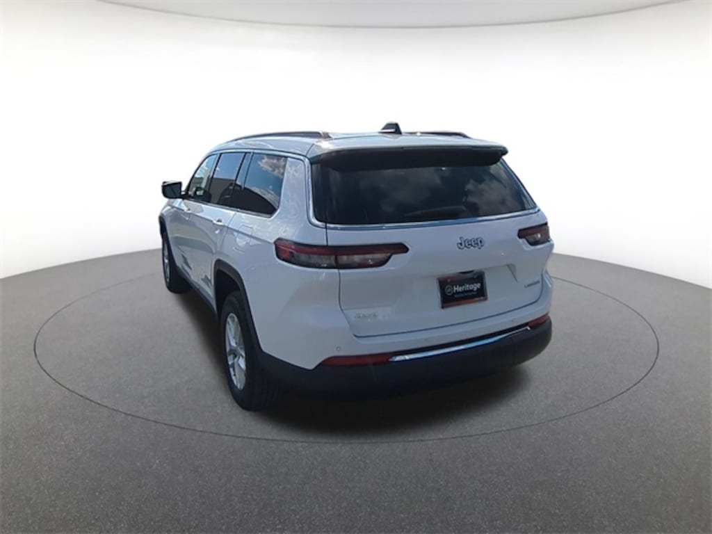New 2025 Jeep Grand Cherokee L Laredo Sport Utility