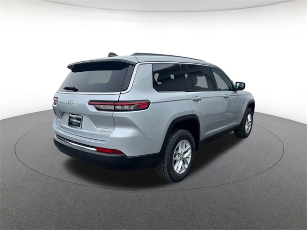 New 2025 Jeep Grand Cherokee L Laredo Sport Utility