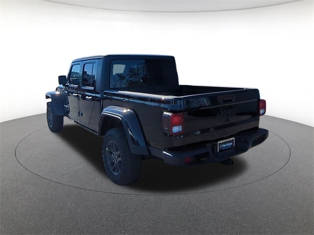 2025 Jeep Gladiator Sport photo 3
