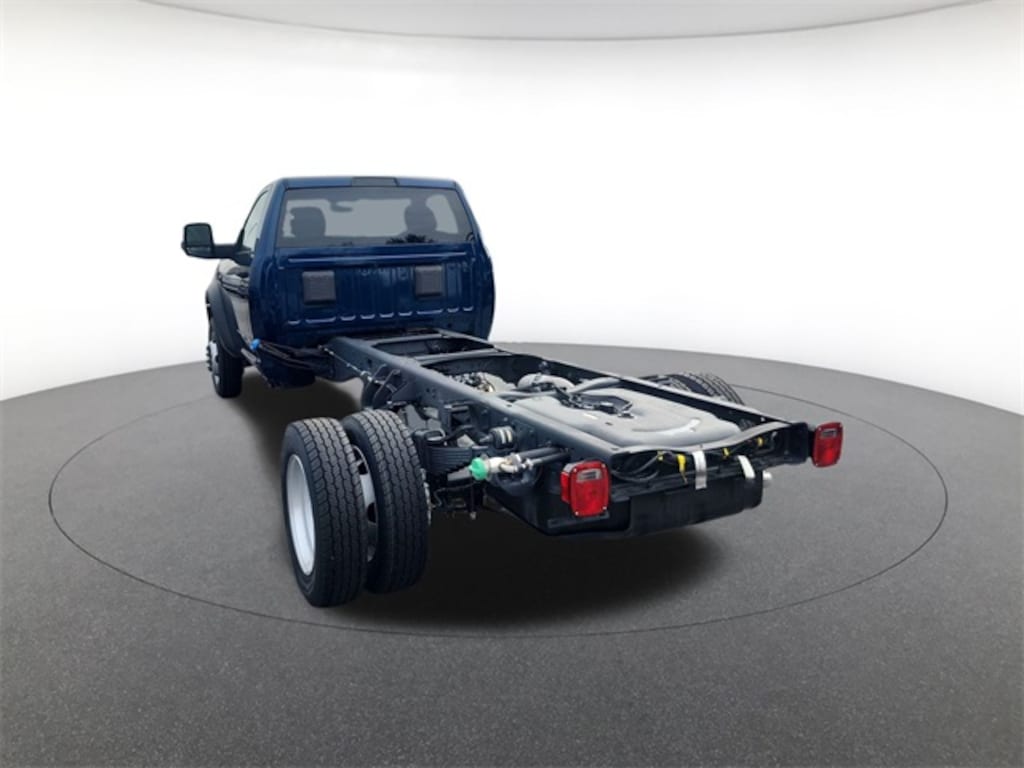 New 2024 Ram 5500 Chassis Cab Tradesman/SLT Pickup