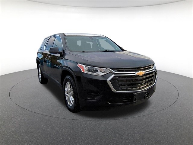 2021 Chevrolet Traverse LS photo 3
