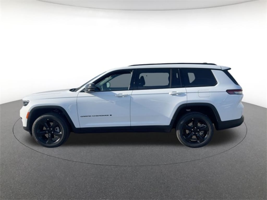 New 2025 Jeep Grand Cherokee L Laredo Sport Utility