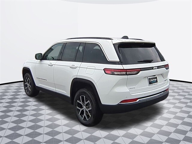 2025 Jeep Grand Cherokee Limited photo 2