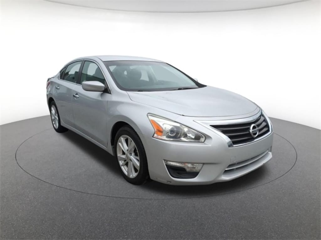 Used 2013 Nissan Altima 2.5 SV Sedan