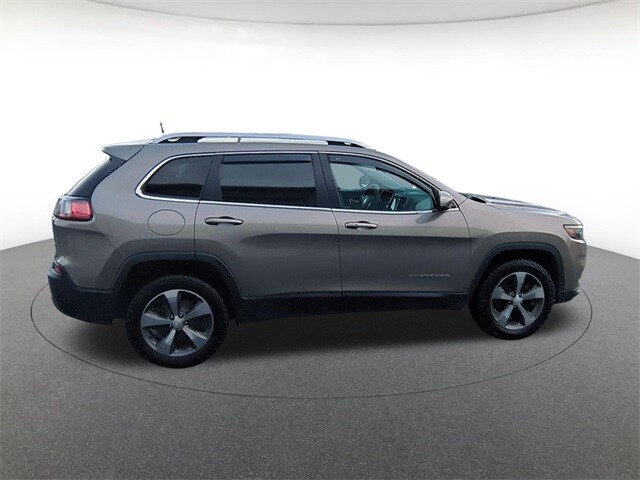2019 Jeep Cherokee Limited photo 2