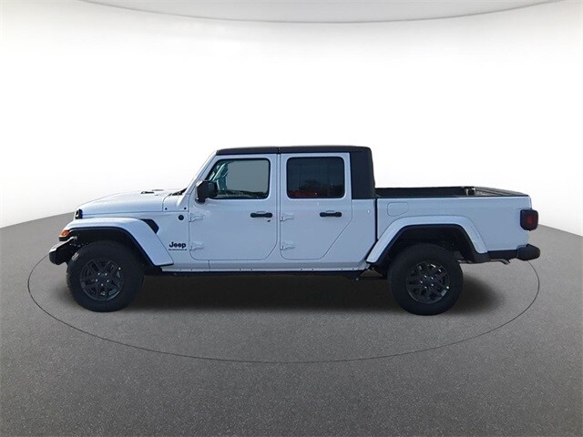 2025 Jeep Gladiator Sport photo 2