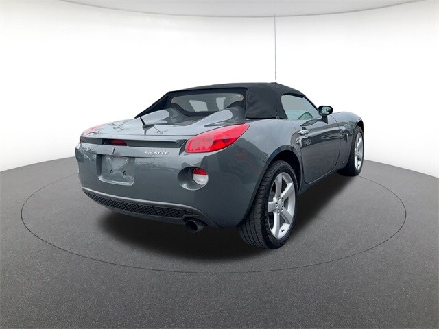 2008 Pontiac Solstice Base Convertible photo 4