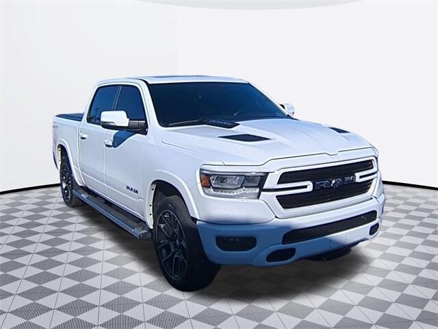 2021 Ram 1500 Laramie photo 3