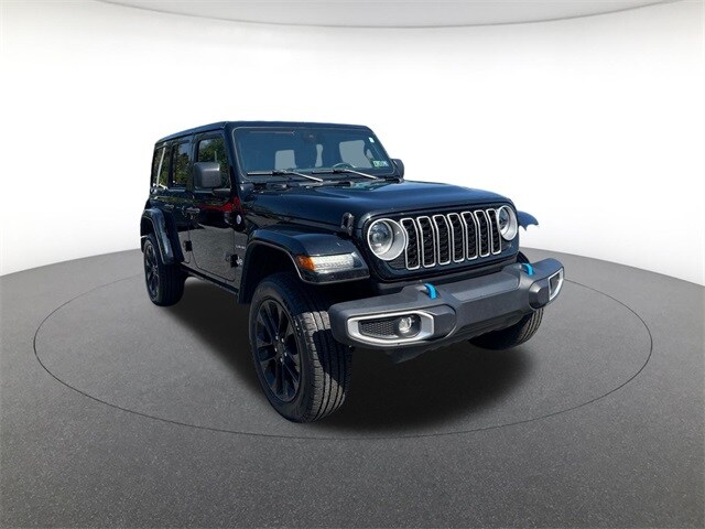 2024 Jeep Wrangler Sahara 4xe photo 3