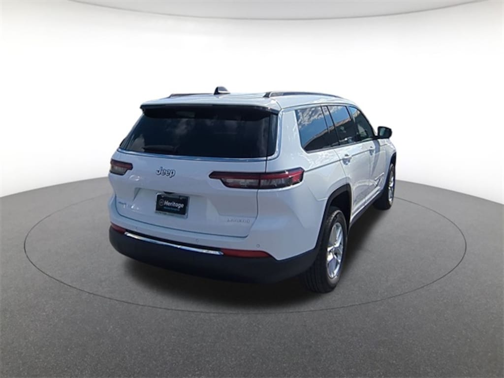 New 2025 Jeep Grand Cherokee L Laredo Sport Utility