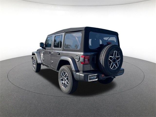 2024 Jeep Wrangler Sahara Sport photo 3