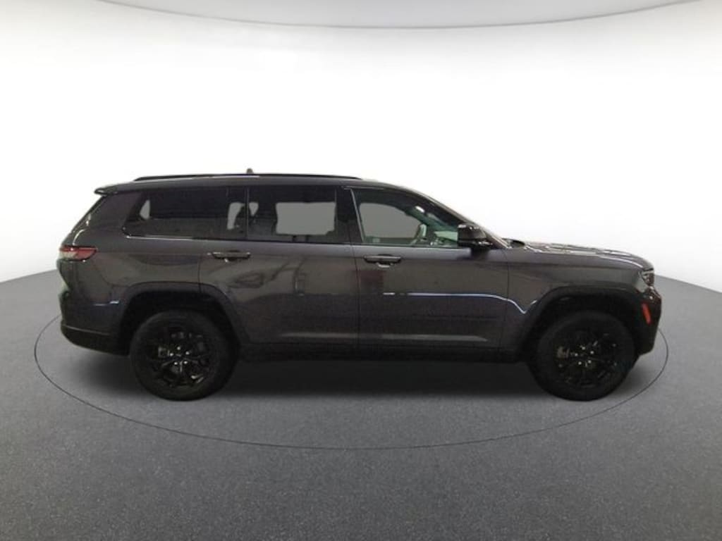Used 2024 Jeep Grand Cherokee L Altitude SUV