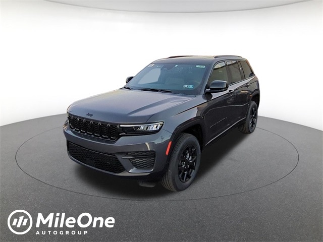 2025 Jeep Grand Cherokee Altitude's photo