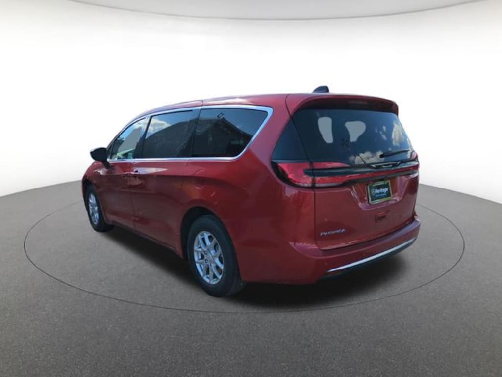 New 2027 Chrysler Pacifica Select Passenger Van