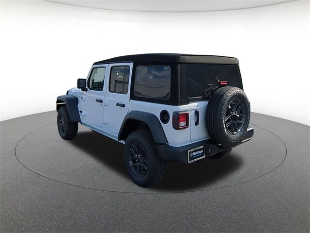 2025 Jeep Wrangler Sport photo 3