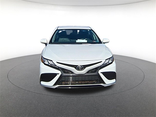 2023 Toyota Camry XSE photo 2