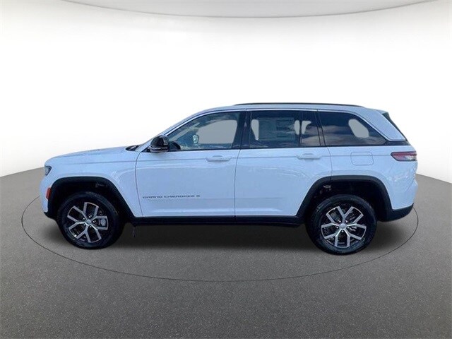 2025 Jeep Grand Cherokee Limited photo 2