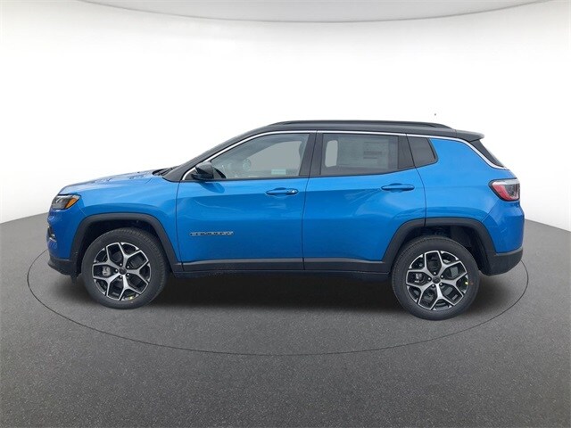 2026 Jeep Compass Limited Altitude photo 2