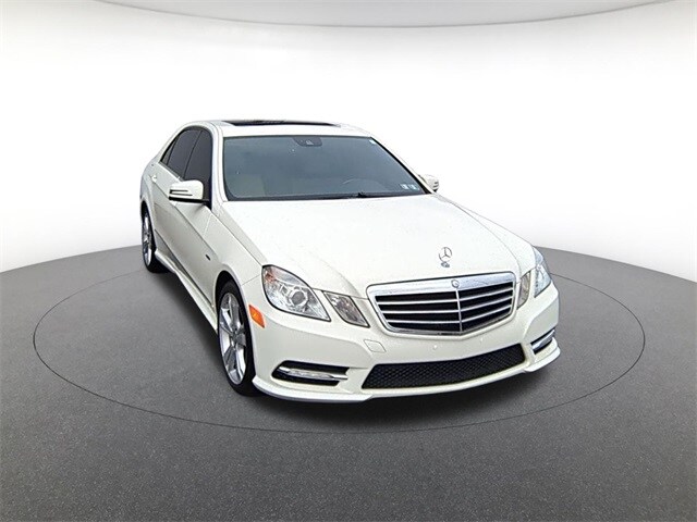 2012 Mercedes Benz E 350 Sedan photo 3