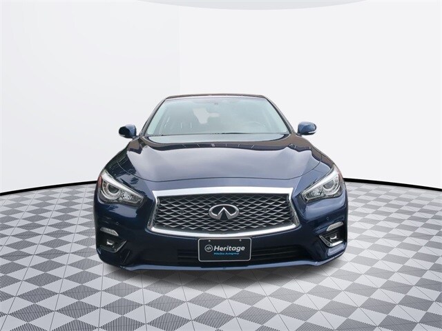2022 Infiniti Q50 LUXE photo 2