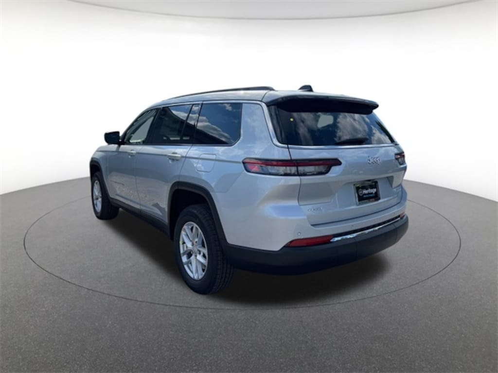 New 2025 Jeep Grand Cherokee L Laredo Sport Utility