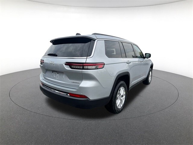 2025 Jeep Grand Cherokee Laredo Sport photo 4