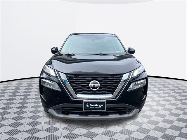 2021 Nissan Rogue SV photo 2