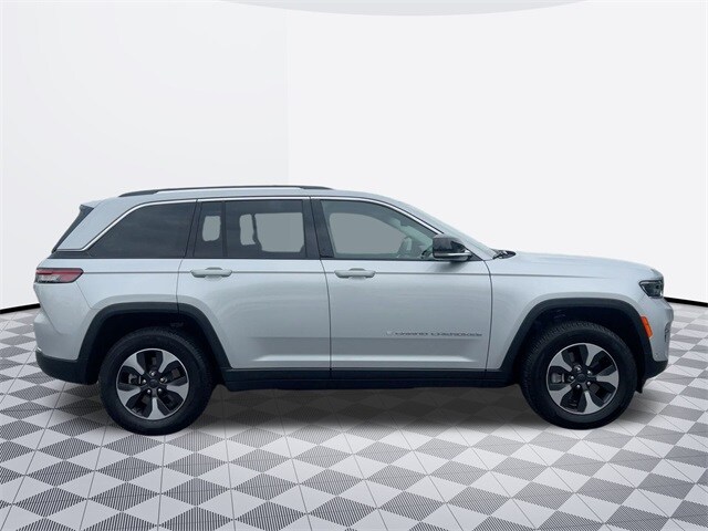 2024 Jeep Grand Cherokee Limited 4xe photo 2