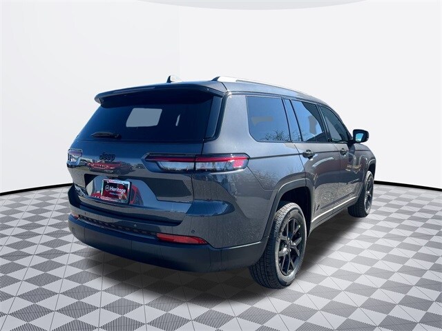 2025 Jeep Grand Cherokee Laredo Sport photo 4