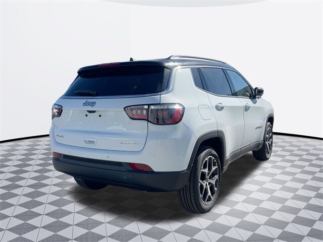 2026 Jeep Compass Limited photo 4