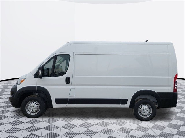 2025 Ram ProMaster 2500 Cargo Van photo 2