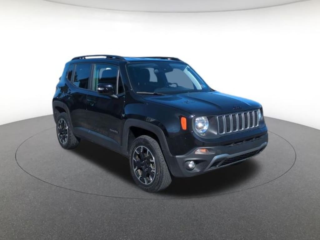 Used 2023 Jeep Renegade Latitude SUV