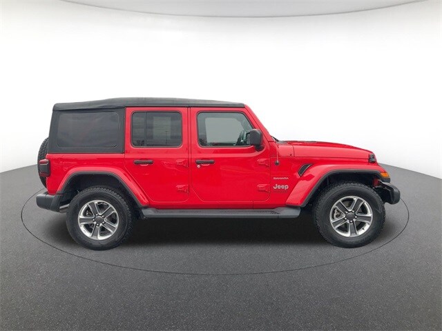 2022 Jeep Wrangler Unlimited Sahara photo 4