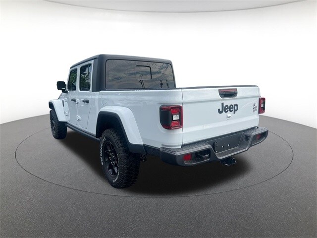 2025 Jeep Gladiator Sport photo 3