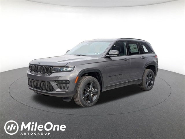 2025 Jeep Grand Cherokee Altitude's photo