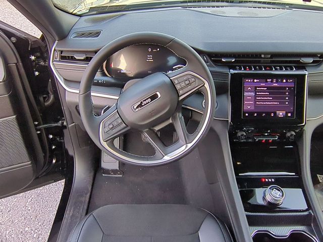 2025 Jeep Grand Cherokee Altitude - Photo 8