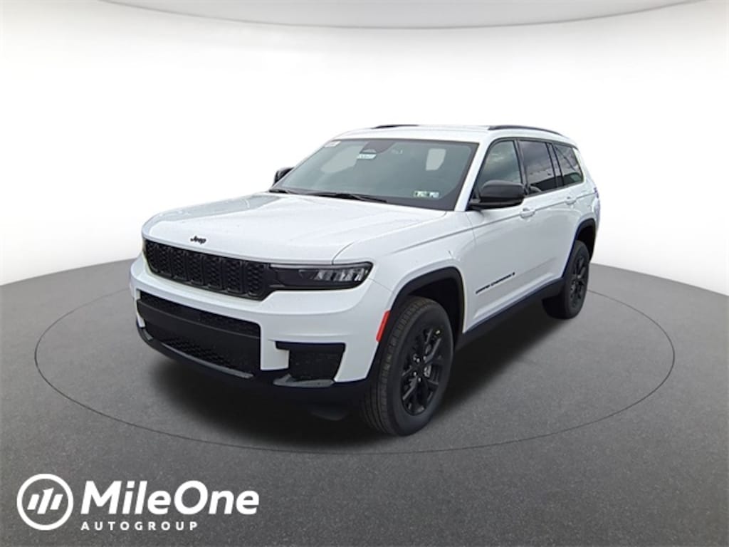 New 2025 Jeep Grand Cherokee L Laredo Sport Utility
