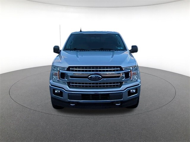 2019 Ford F-150 XLT photo 2