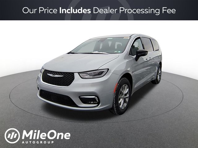 2026 Chrysler Pacifica Select AWD's photo