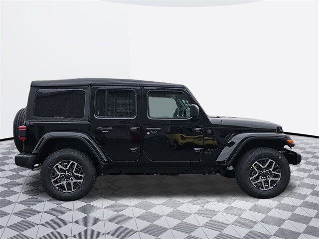 2025 Jeep Wrangler Sahara Sport photo 3