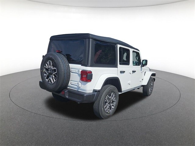 2025 Jeep Wrangler Sahara Sport photo 4