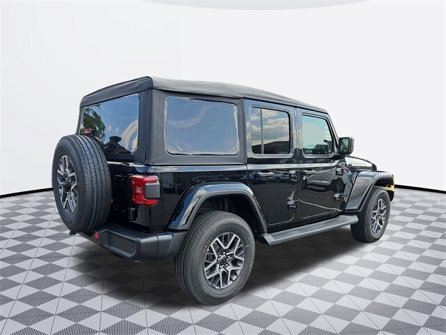 2025 Jeep Wrangler Sahara Sport photo 4