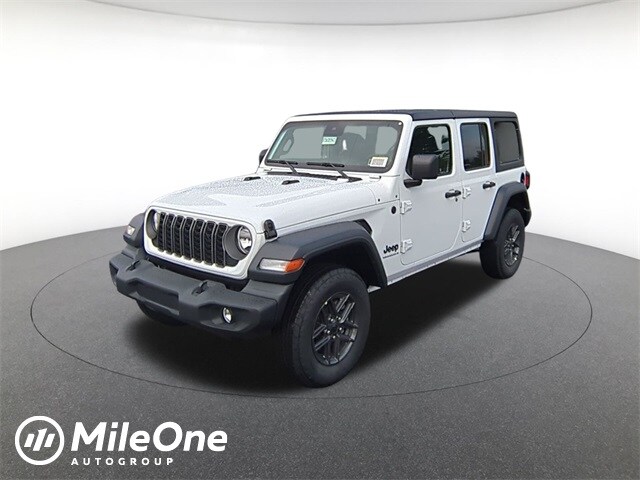 2025 Jeep Wrangler 4-Door Sport S's photo