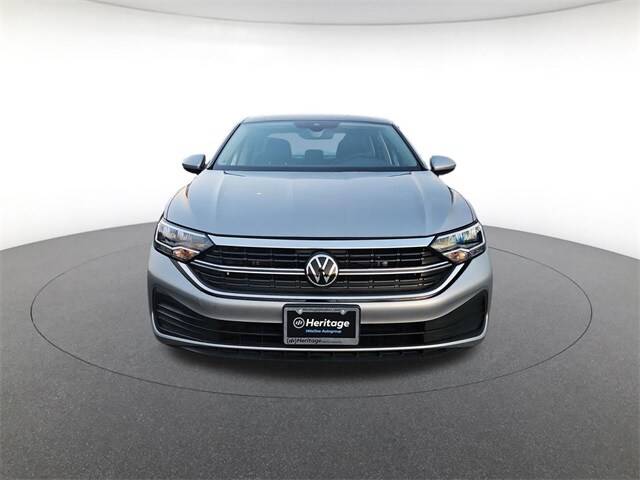 2024 Volkswagen Jetta 1.5T SE photo 2