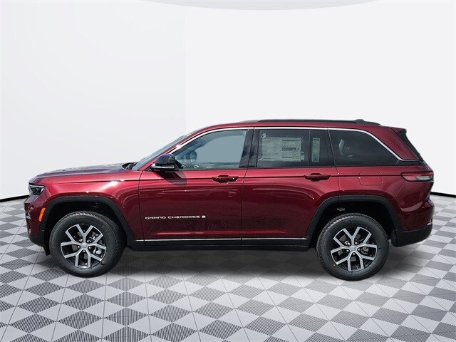 2025 Jeep Grand Cherokee Limited photo 2