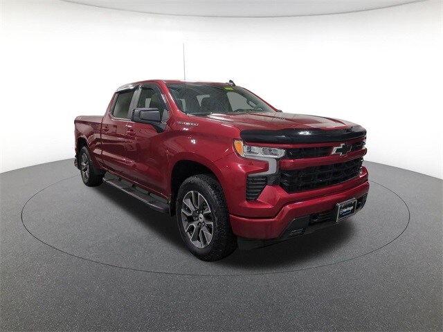 2024 Chevrolet Silverado 1500 RST photo 3