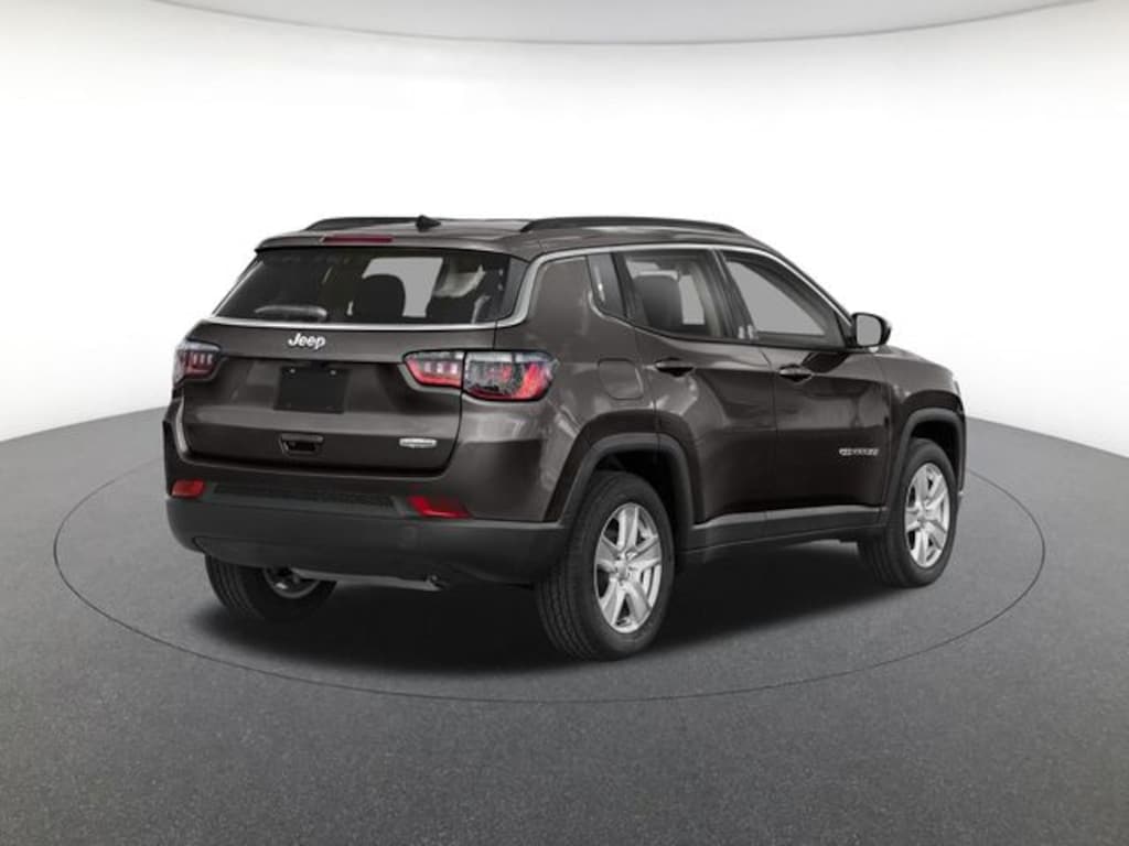 Used 2022 Jeep Compass Latitude Lux SUV