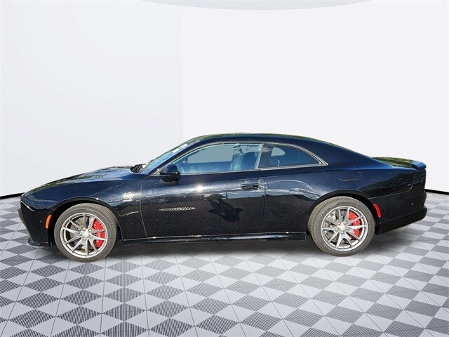 2025 Dodge Charger Daytona Scat Pack photo 2